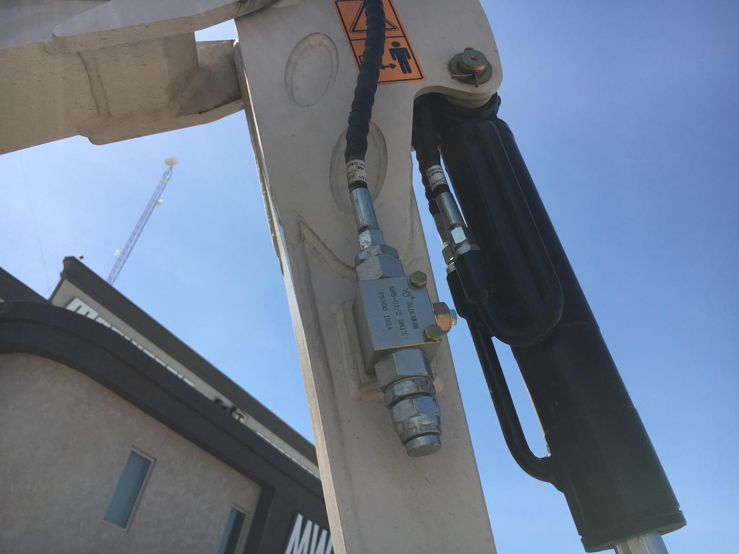 ./imagenes/INVOICE/2019/16887/MINI EXCAVADORA SHANDING SD13D (40).JPG